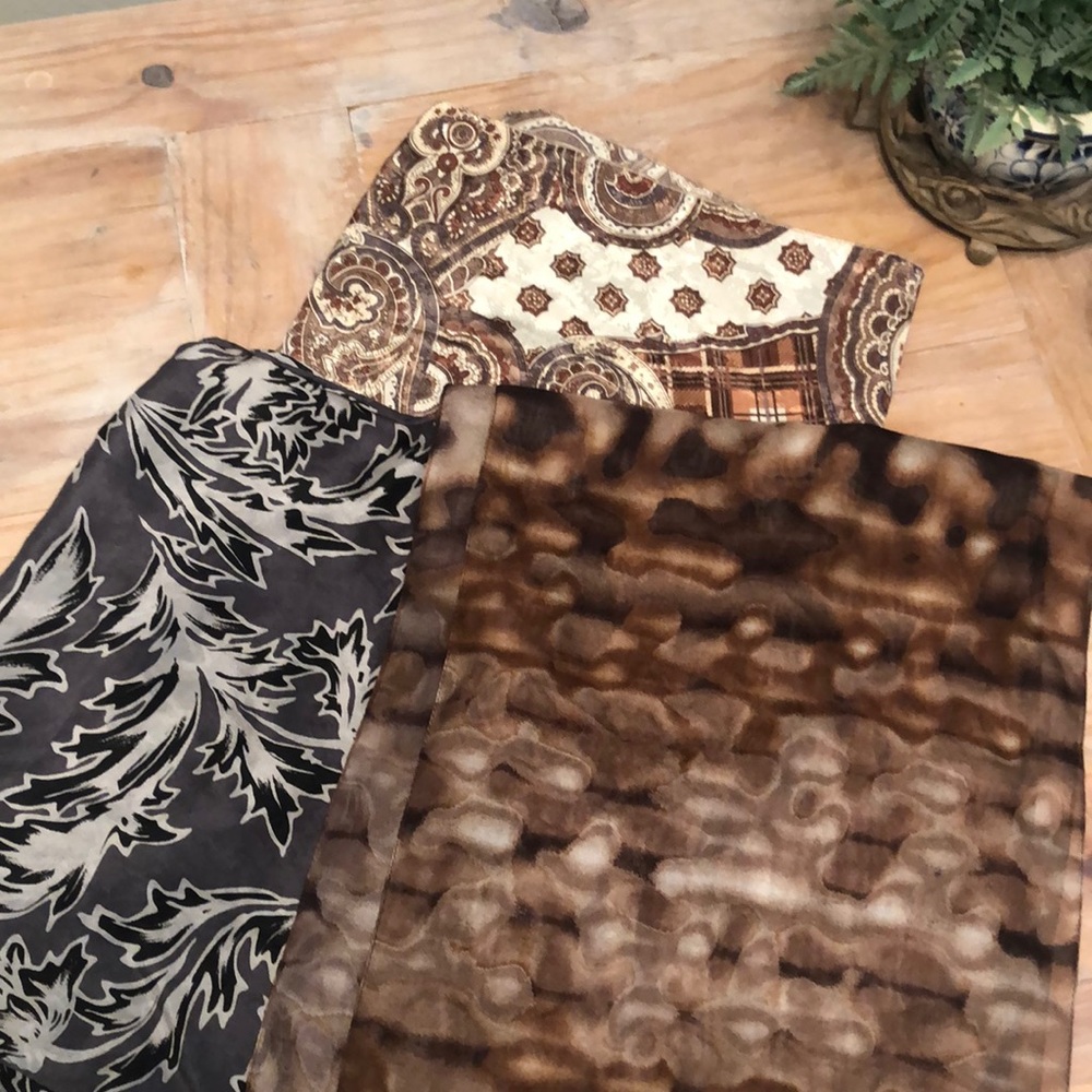 Women’s scarf bundle!